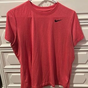 nike tshirt
